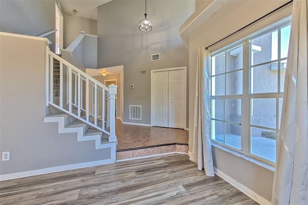 Grand 18ft tall ceiling Foyer Entrance to home