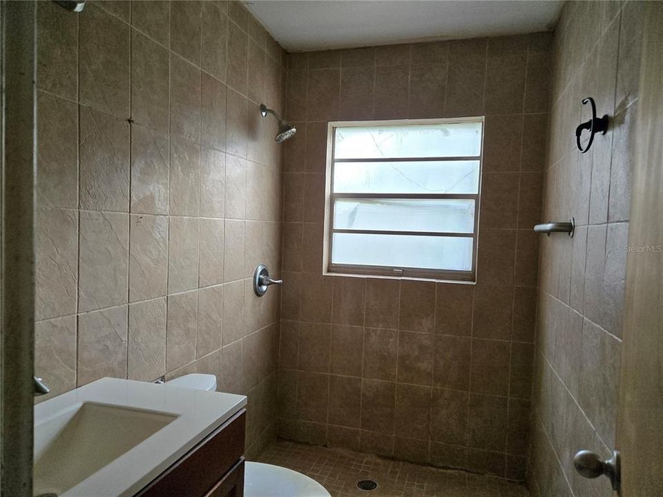 For Sale: $94,900 (3 beds, 3 baths, 1264 Square Feet)