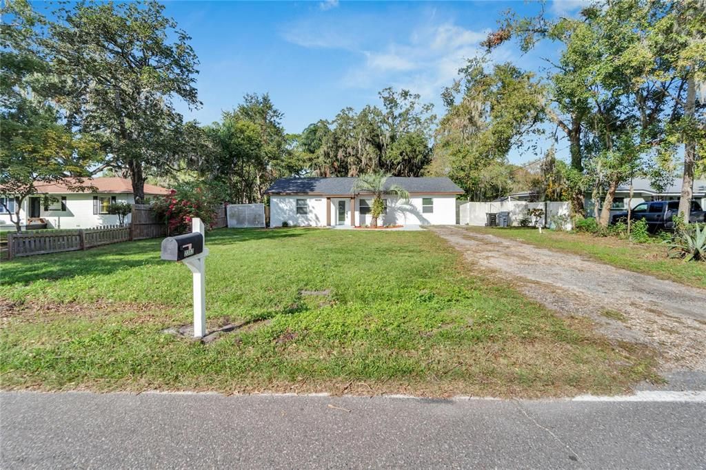 For Sale: $310,000 (3 beds, 2 baths, 1500 Square Feet)