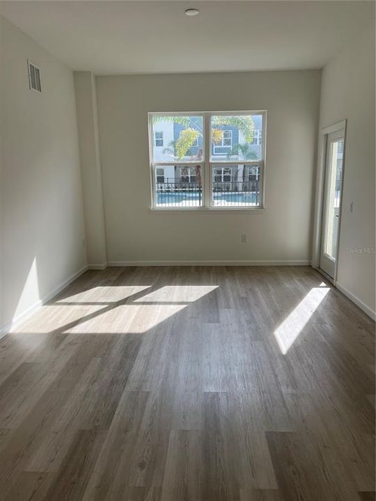 For Rent: $2,100 (2 beds, 2 baths, 1153 Square Feet)