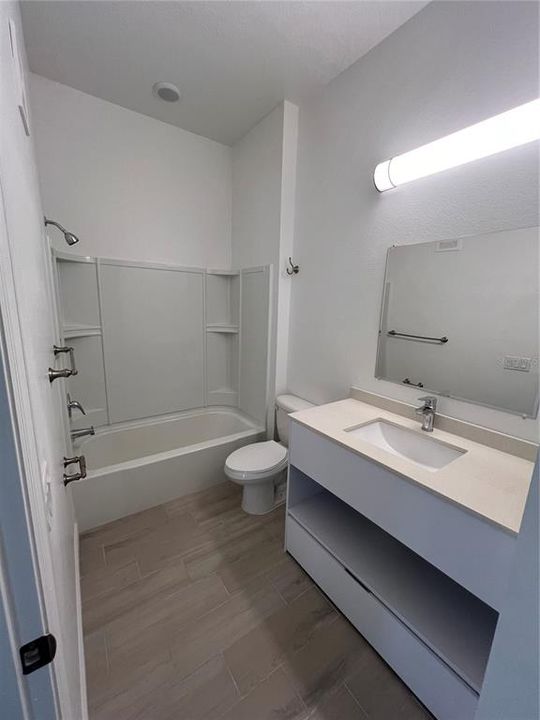 For Rent: $2,100 (2 beds, 2 baths, 1153 Square Feet)