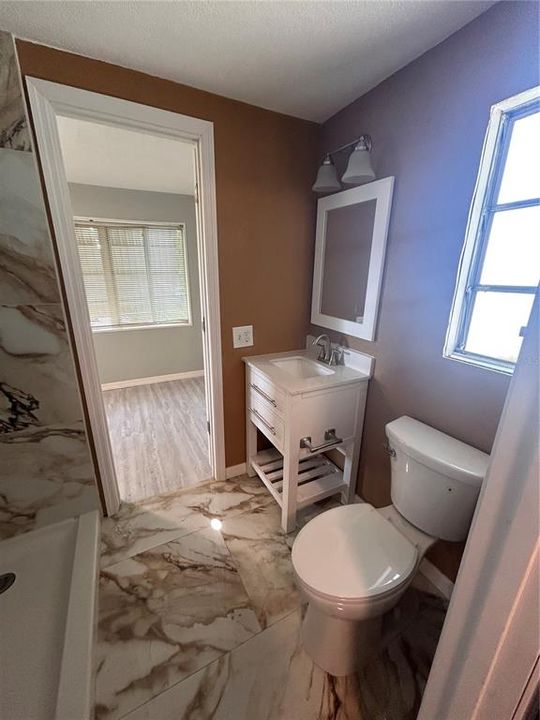 2nd bathroom