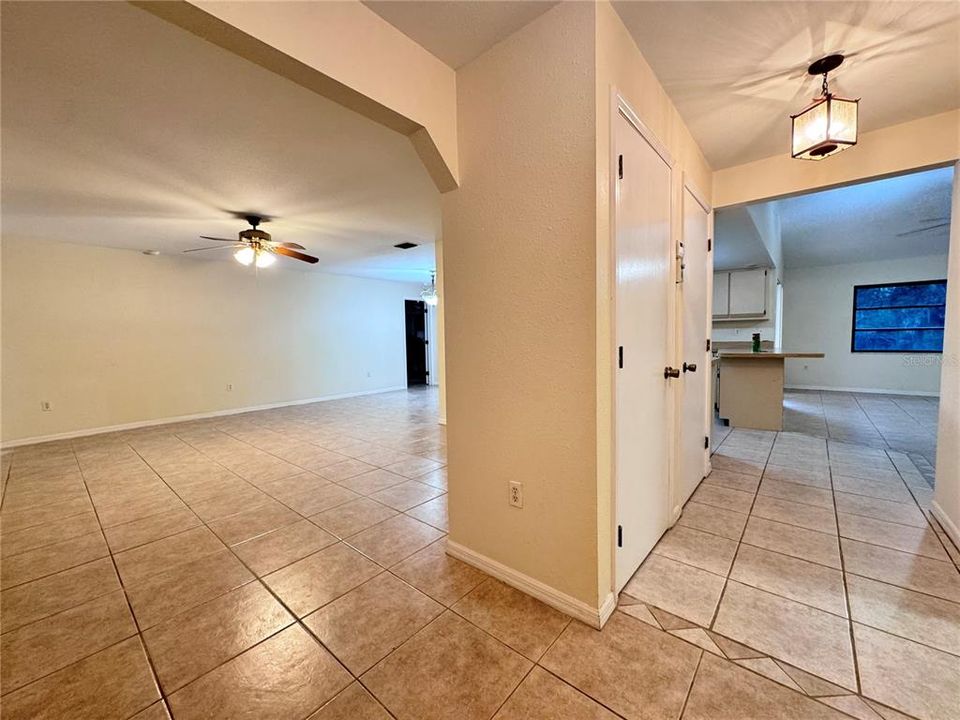 For Rent: $2,250 (3 beds, 2 baths, 1849 Square Feet)