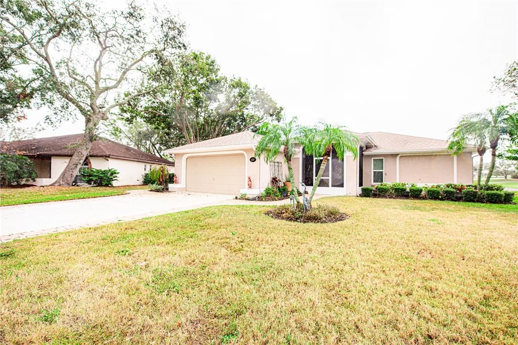 For Sale: $585,000 (3 beds, 2 baths, 1971 Square Feet)