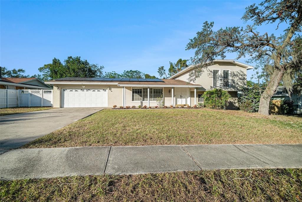 For Sale: $489,000 (4 beds, 3 baths, 2266 Square Feet)