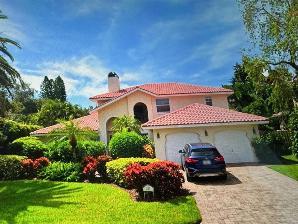 Недавно продано: $775,000 (3 спален, 2 ванн, 2744 Квадратных фут)