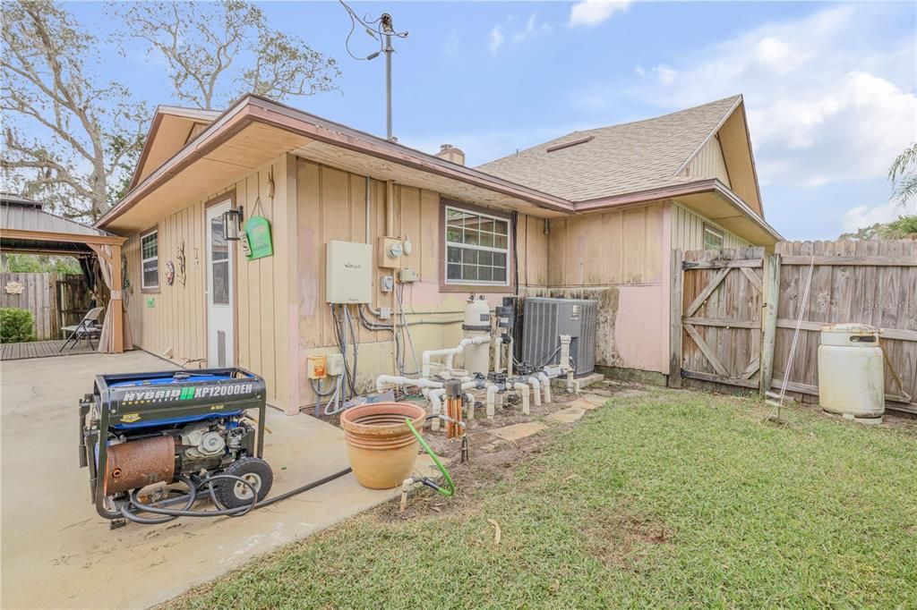 For Sale: $340,000 (3 beds, 2 baths, 1560 Square Feet)