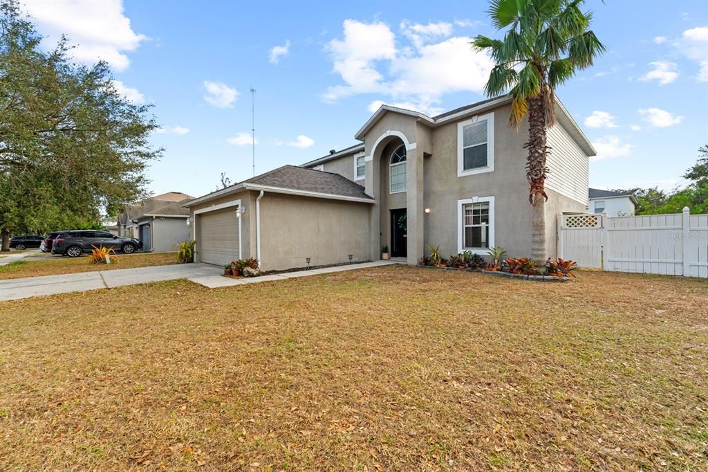 For Sale: $379,969 (4 beds, 2 baths, 2215 Square Feet)