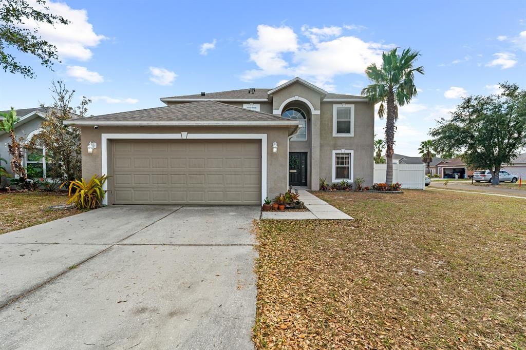 For Sale: $379,969 (4 beds, 2 baths, 2215 Square Feet)