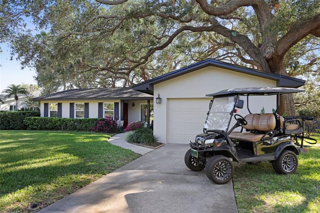 For Sale: $925,000 (3 beds, 2 baths, 2149 Square Feet)