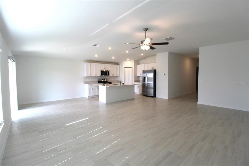 Kitchen/Living Area