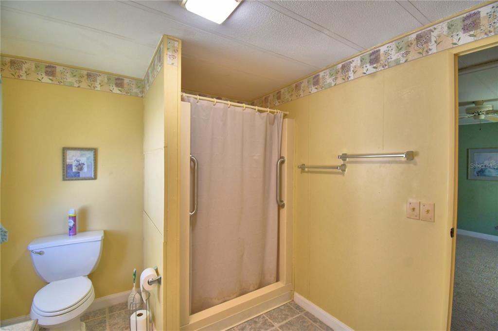 For Sale: $136,000 (2 beds, 2 baths, 1440 Square Feet)