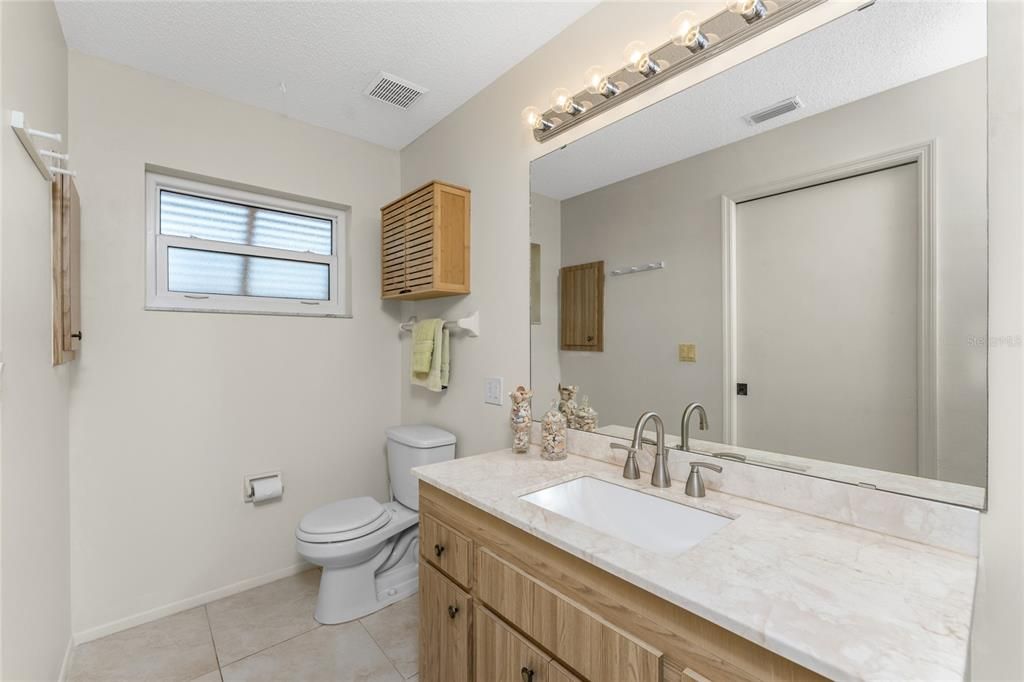 For Sale: $289,000 (2 beds, 2 baths, 1527 Square Feet)