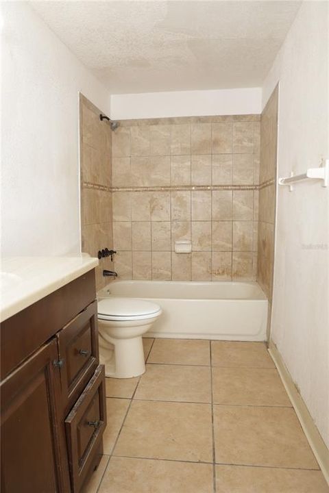 For Sale: $245,000 (3 beds, 1 baths, 1132 Square Feet)