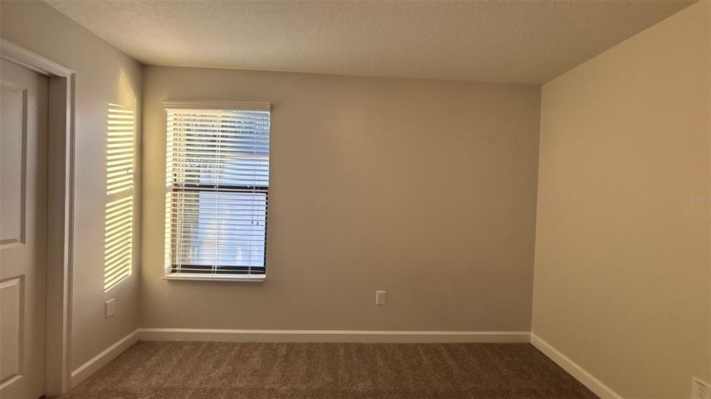 For Rent: $3,045 (3 beds, 2 baths, 2199 Square Feet)