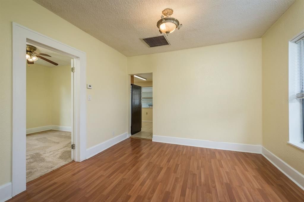 For Rent: $2,400 (3 beds, 2 baths, 1824 Square Feet)