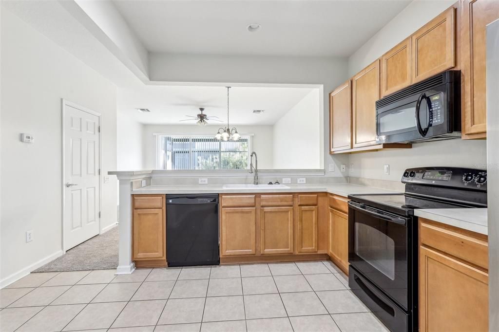 For Sale: $280,000 (3 beds, 2 baths, 1622 Square Feet)