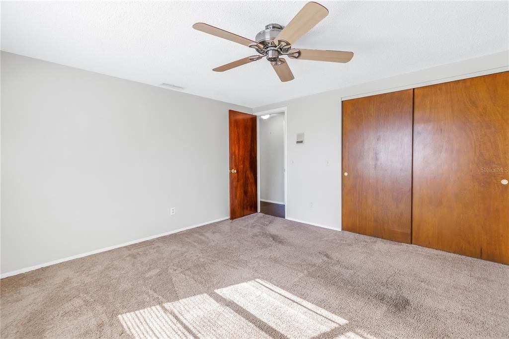 For Sale: $325,000 (2 beds, 2 baths, 1497 Square Feet)