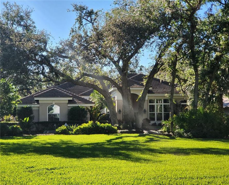 Active With Contract: $1,500,000 (3 beds, 3 baths, 3094 Square Feet)