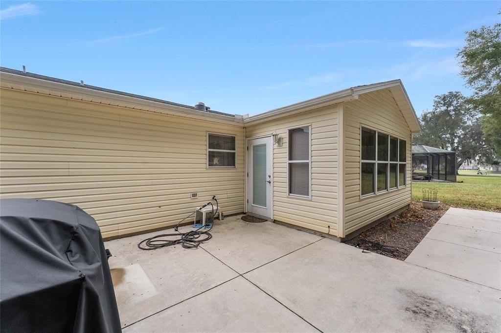 For Sale: $439,000 (3 beds, 2 baths, 1545 Square Feet)