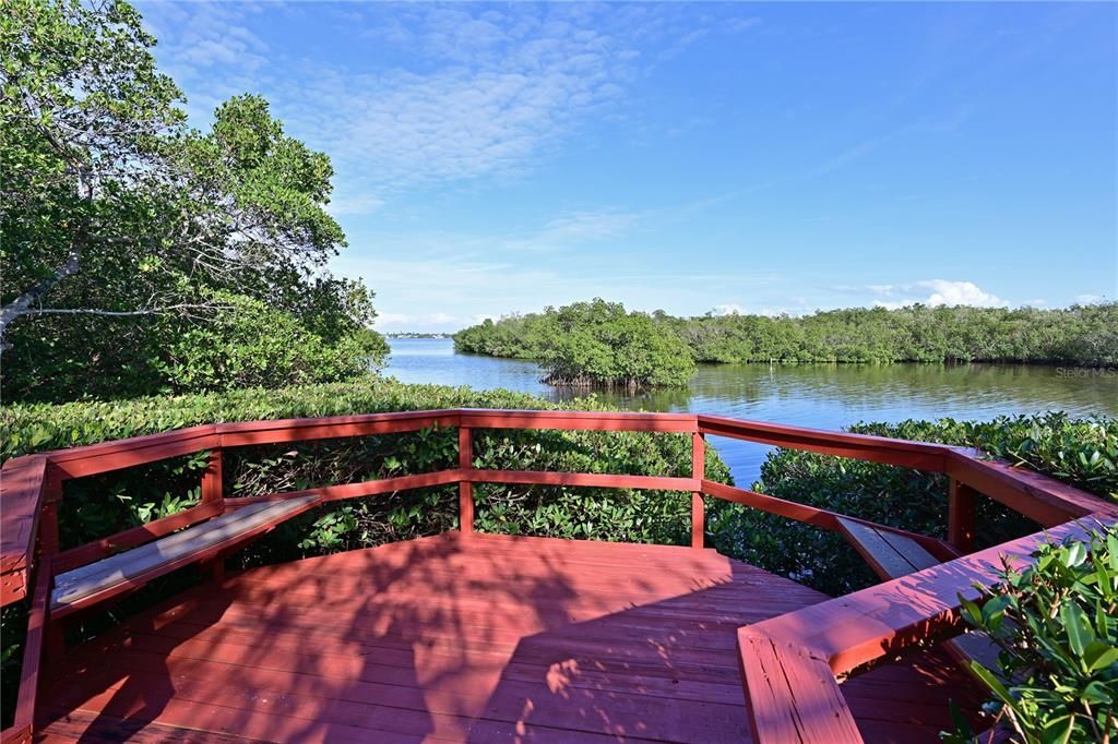 Viewing deck