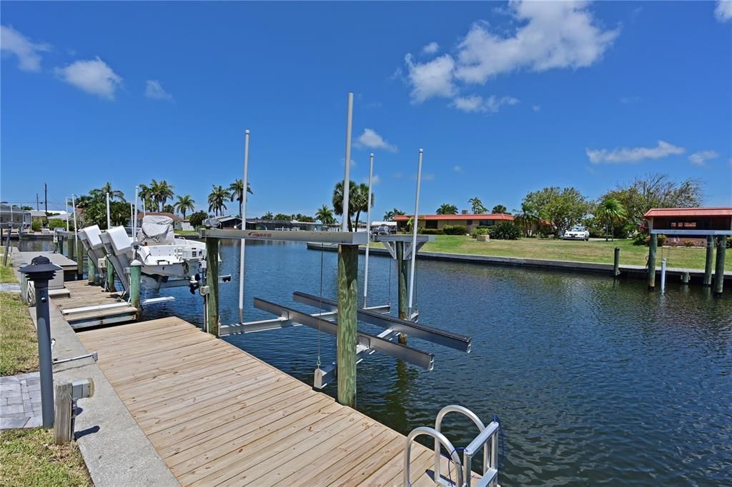 Dock with water and electric