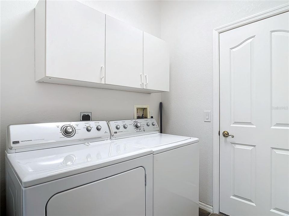 For Rent: $2,100 (3 beds, 2 baths, 1534 Square Feet)