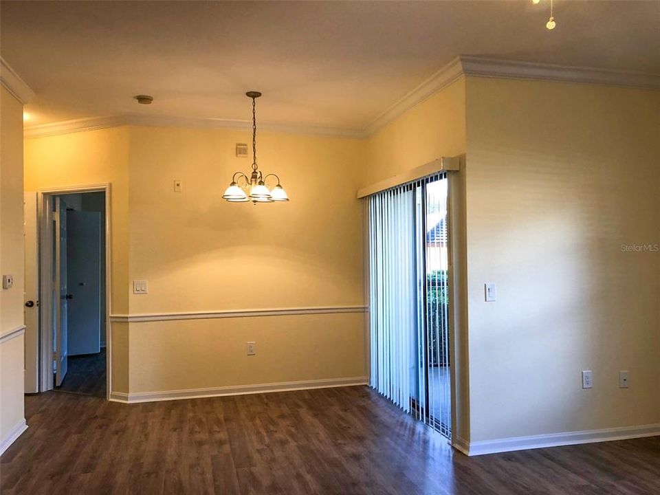 For Rent: $1,530 (1 beds, 1 baths, 700 Square Feet)