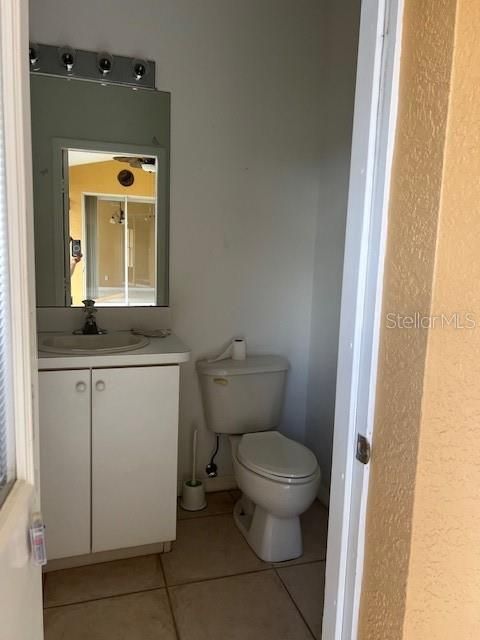 HALF BATHROOM IN PATIO