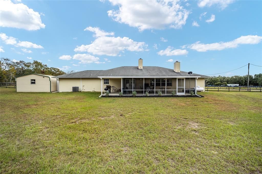 For Sale: $420,000 (3 beds, 2 baths, 2856 Square Feet)