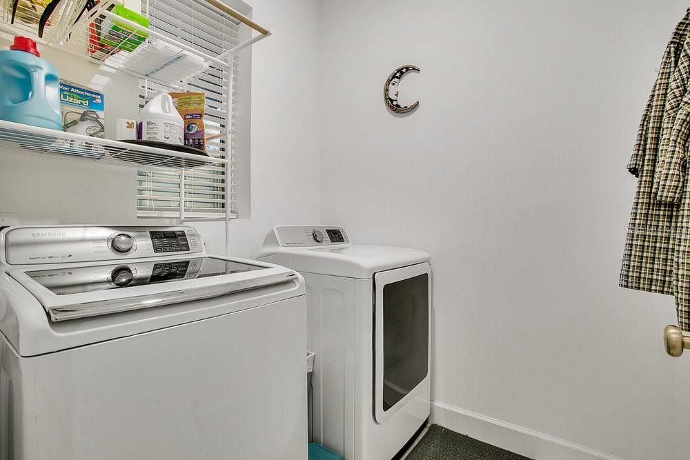 Laundry room on 1st floor