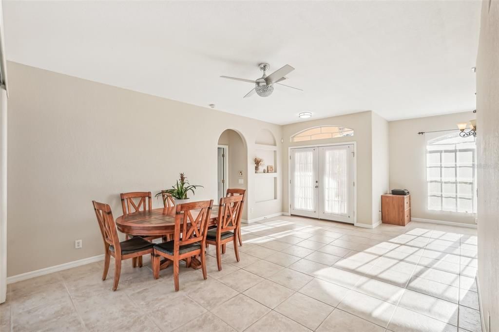 For Sale: $439,000 (3 beds, 2 baths, 1792 Square Feet)