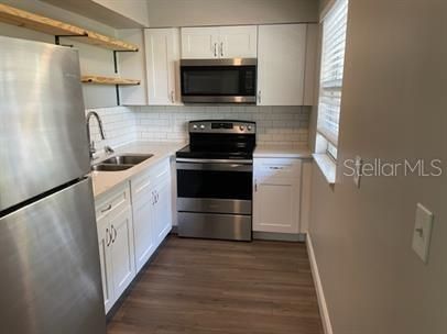 For Rent: $1,200 (2 beds, 1 baths, 750 Square Feet)