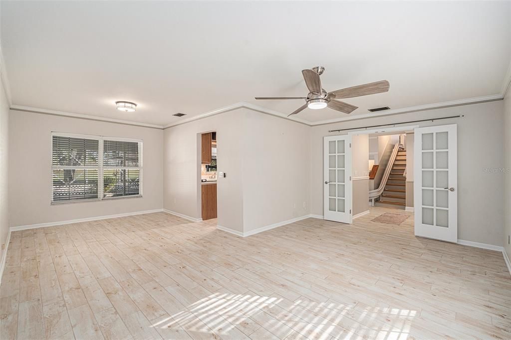 Living room/dining room