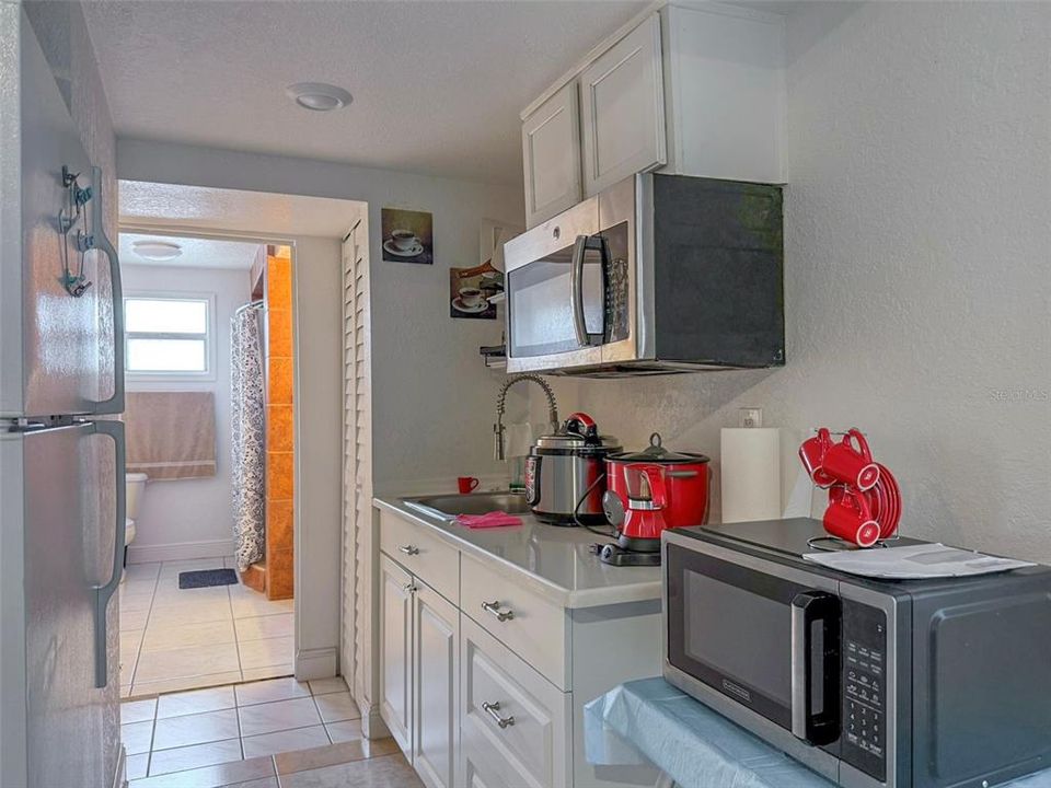 For Sale: $450,000 (3 beds, 1 baths, 1895 Square Feet)