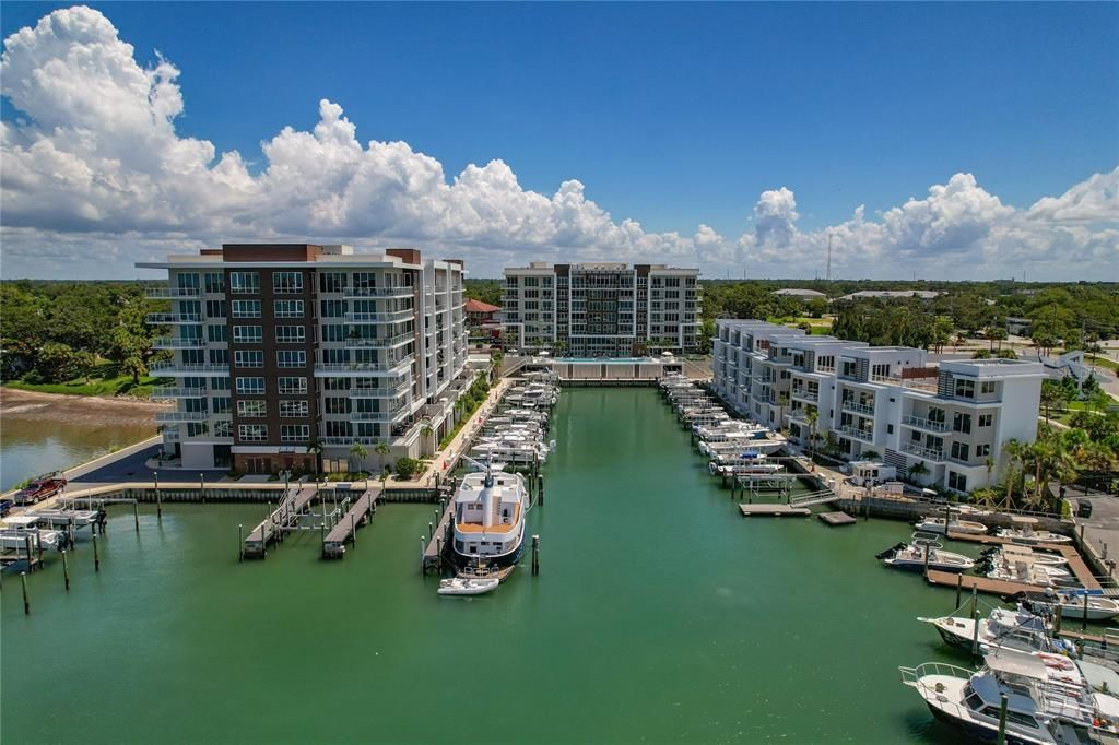 Active With Contract: $825,000 (3 beds, 2 baths, 1789 Square Feet)