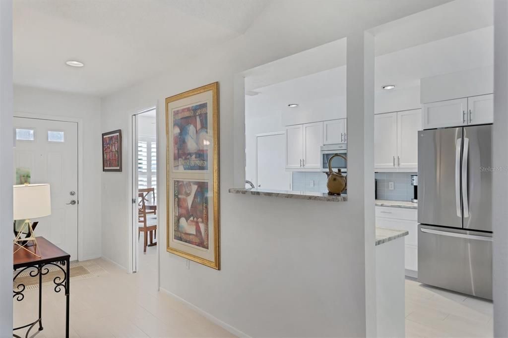 For Sale: $369,000 (2 beds, 2 baths, 1576 Square Feet)