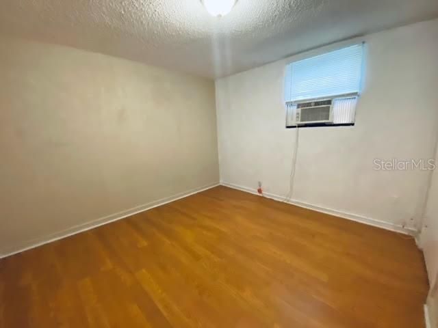 For Rent: $1,350 (2 beds, 2 baths, 800 Square Feet)