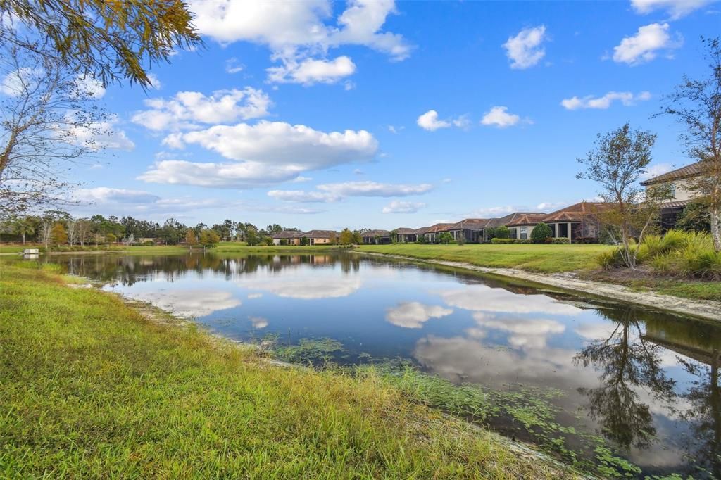 For Sale: $525,000 (3 beds, 3 baths, 1937 Square Feet)