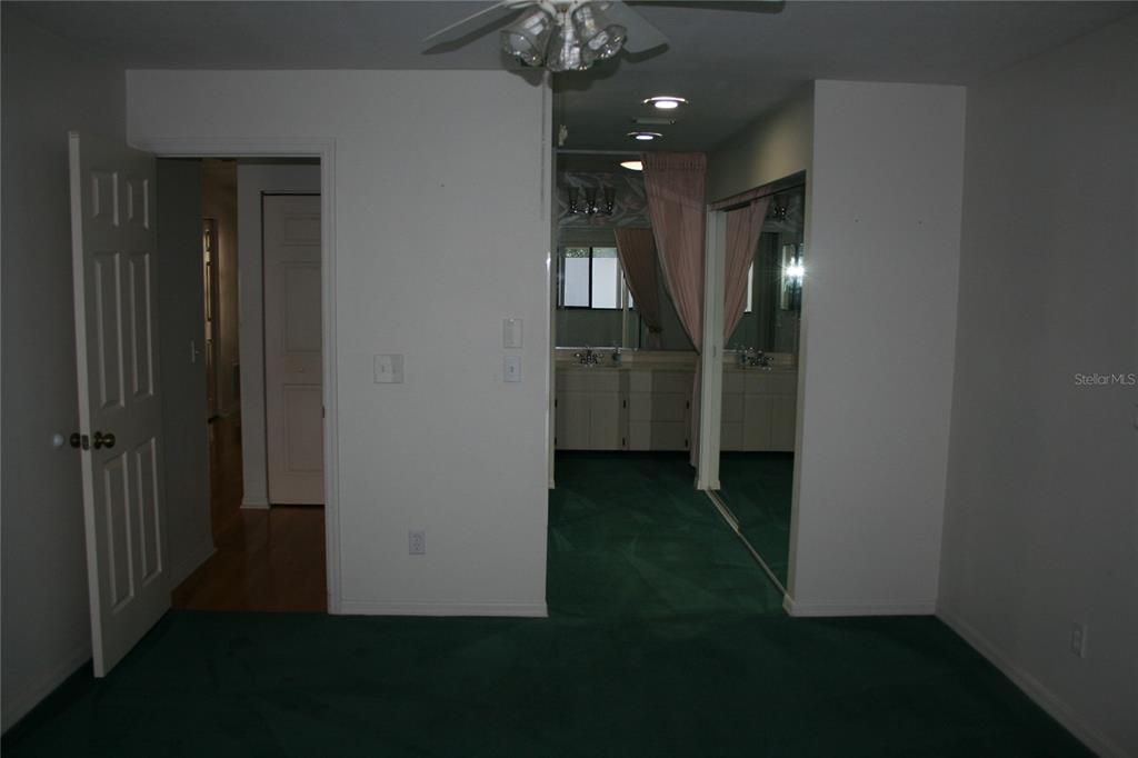 Master Bedroom, Mirrored Closets to Master Bath