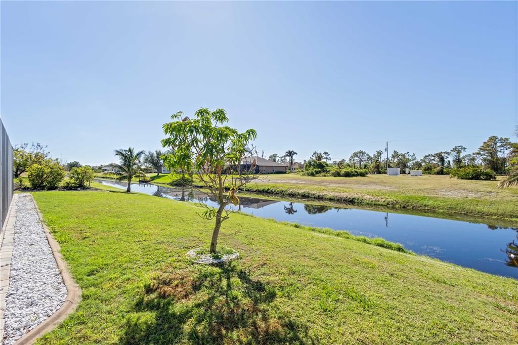 For Sale: $621,000 (3 beds, 2 baths, 2095 Square Feet)