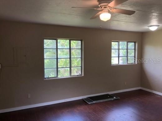 For Rent: $1,695 (1 beds, 1 baths, 800 Square Feet)