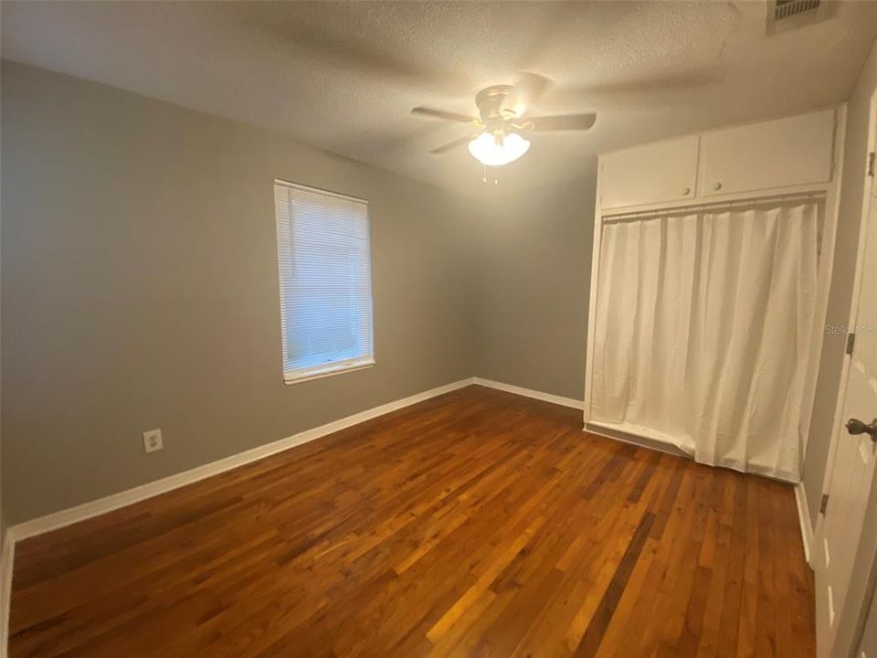 For Rent: $1,850 (3 beds, 2 baths, 984 Square Feet)