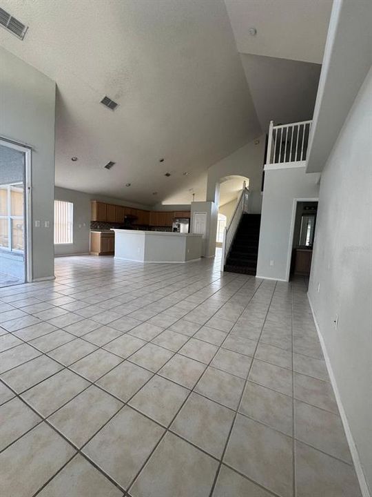 For Rent: $2,675 (4 beds, 2 baths, 2383 Square Feet)