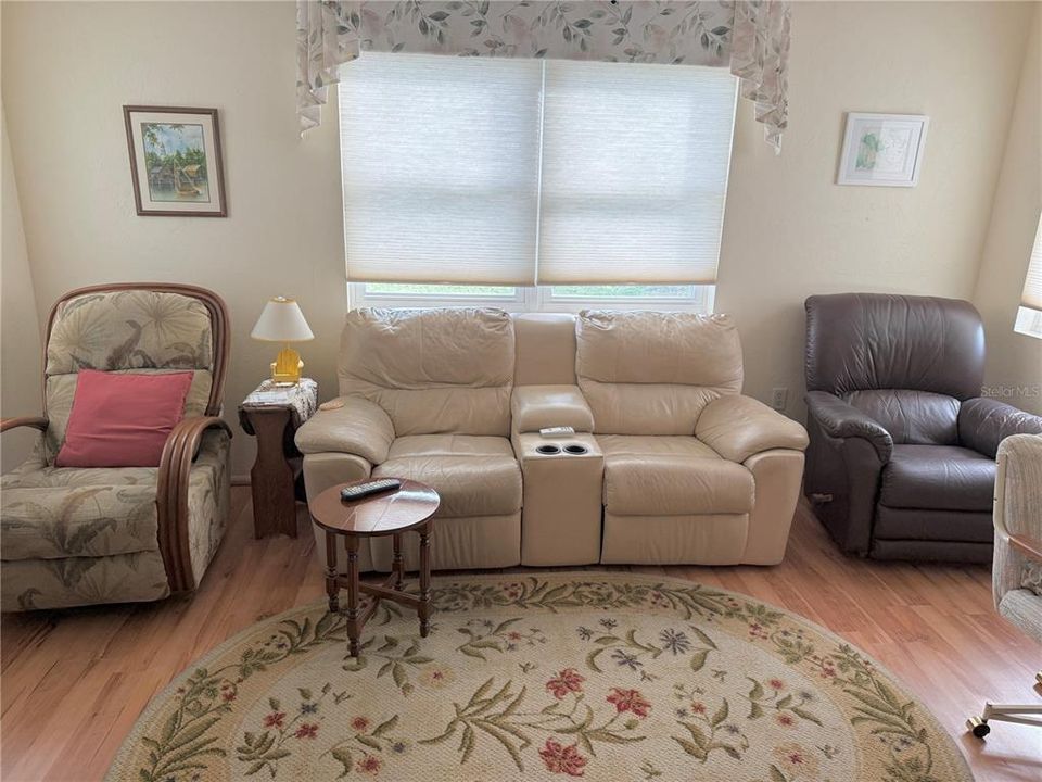 Mirror in Dining Room