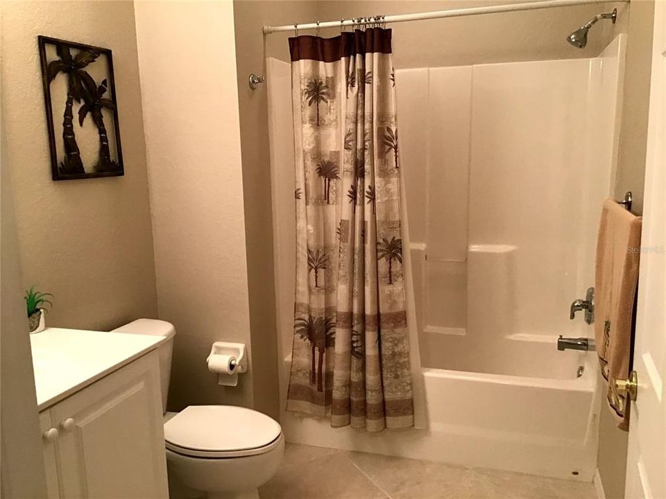 For Sale: $319,900 (2 beds, 2 baths, 1448 Square Feet)