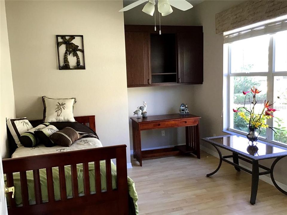 For Sale: $319,900 (2 beds, 2 baths, 1448 Square Feet)