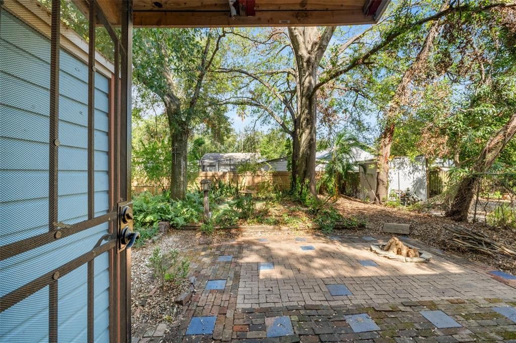 Entering backyard courtyard.