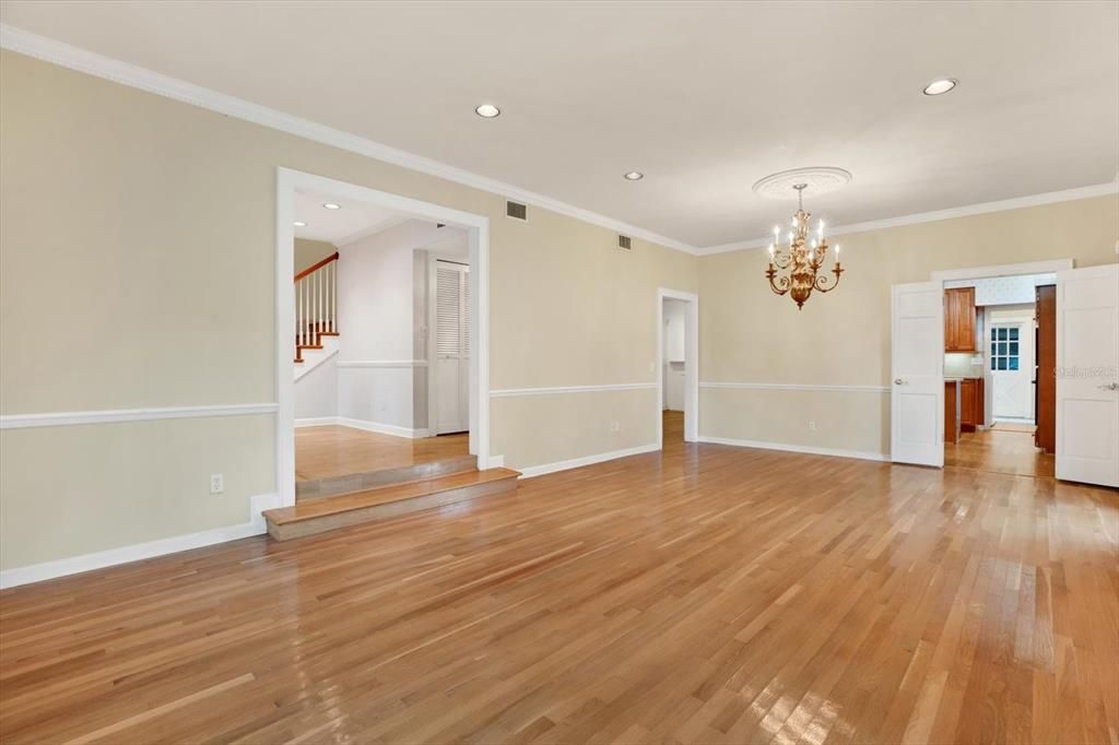 Grand Sitting room with area for Dining table