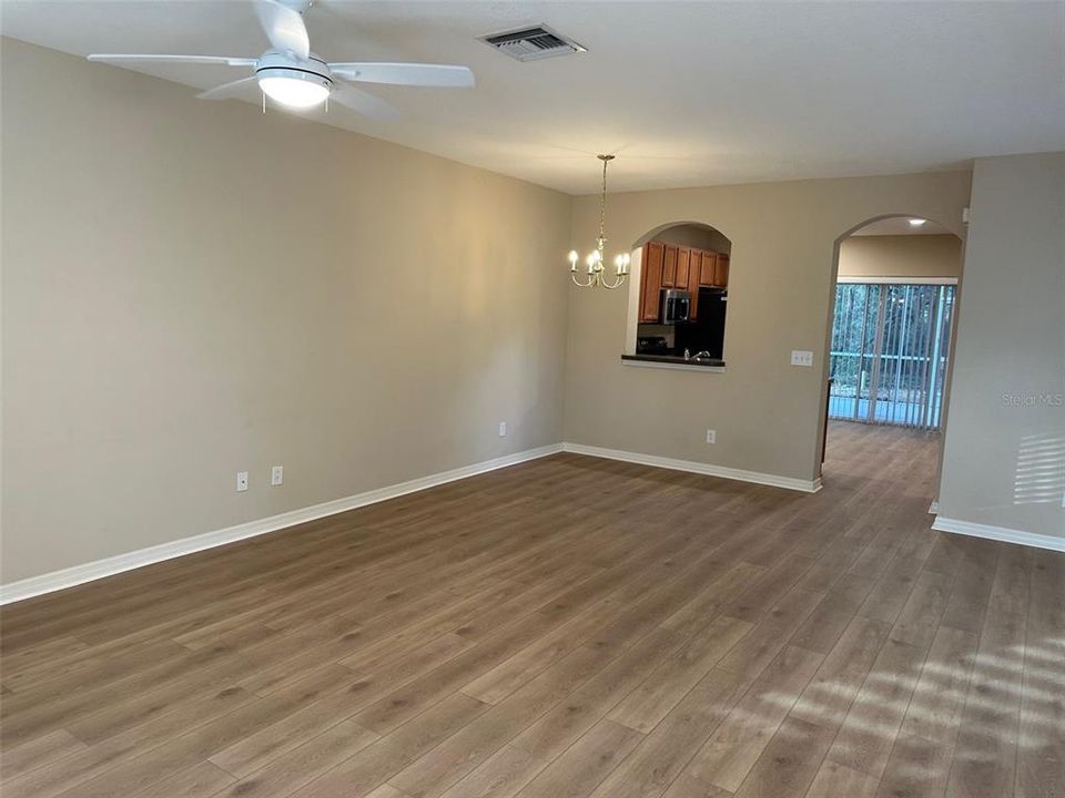 For Rent: $1,850 (2 beds, 2 baths, 1248 Square Feet)